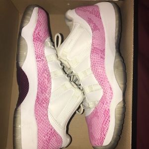 Pink 12s